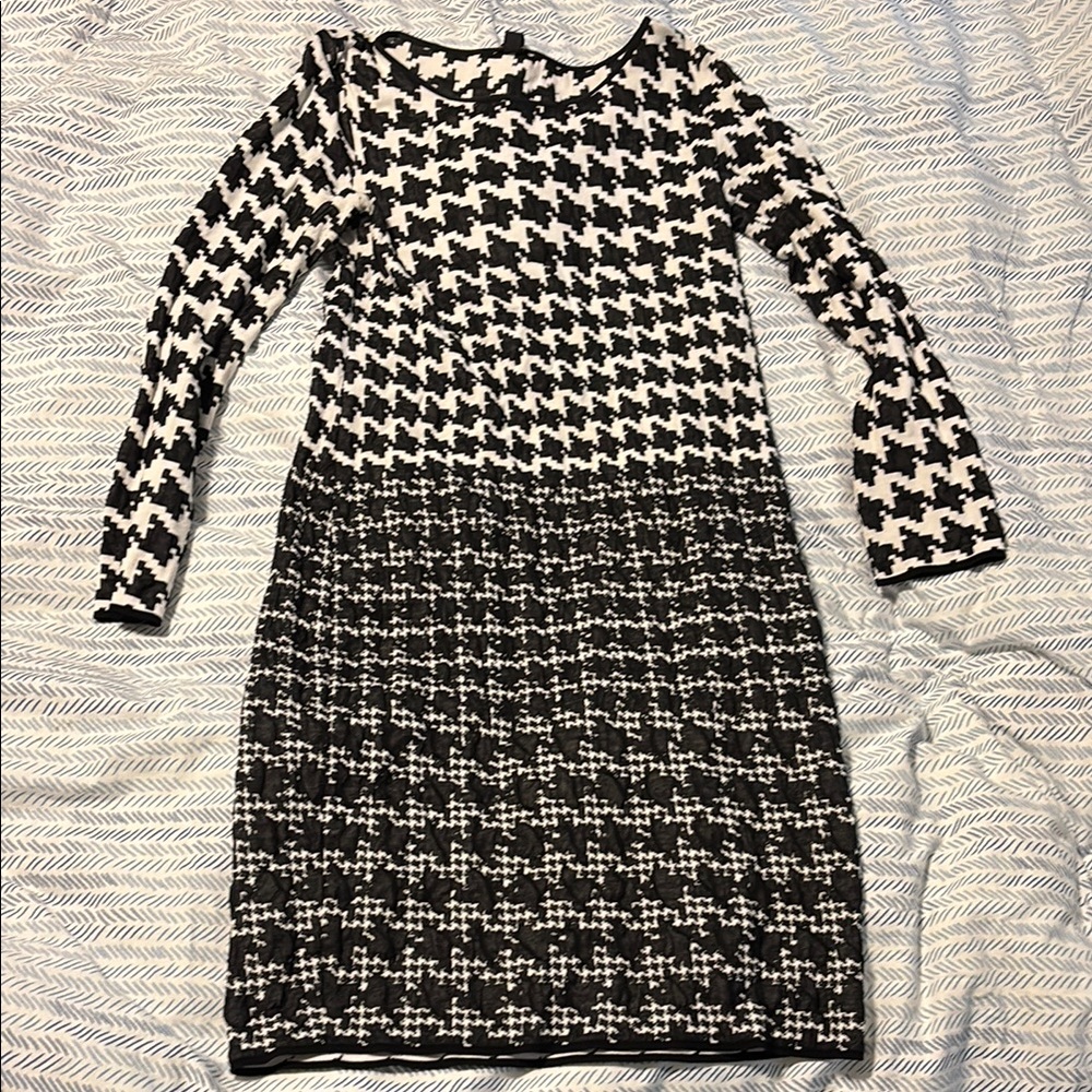 Marc Cain Elegant Black and White Houndstooth Dress